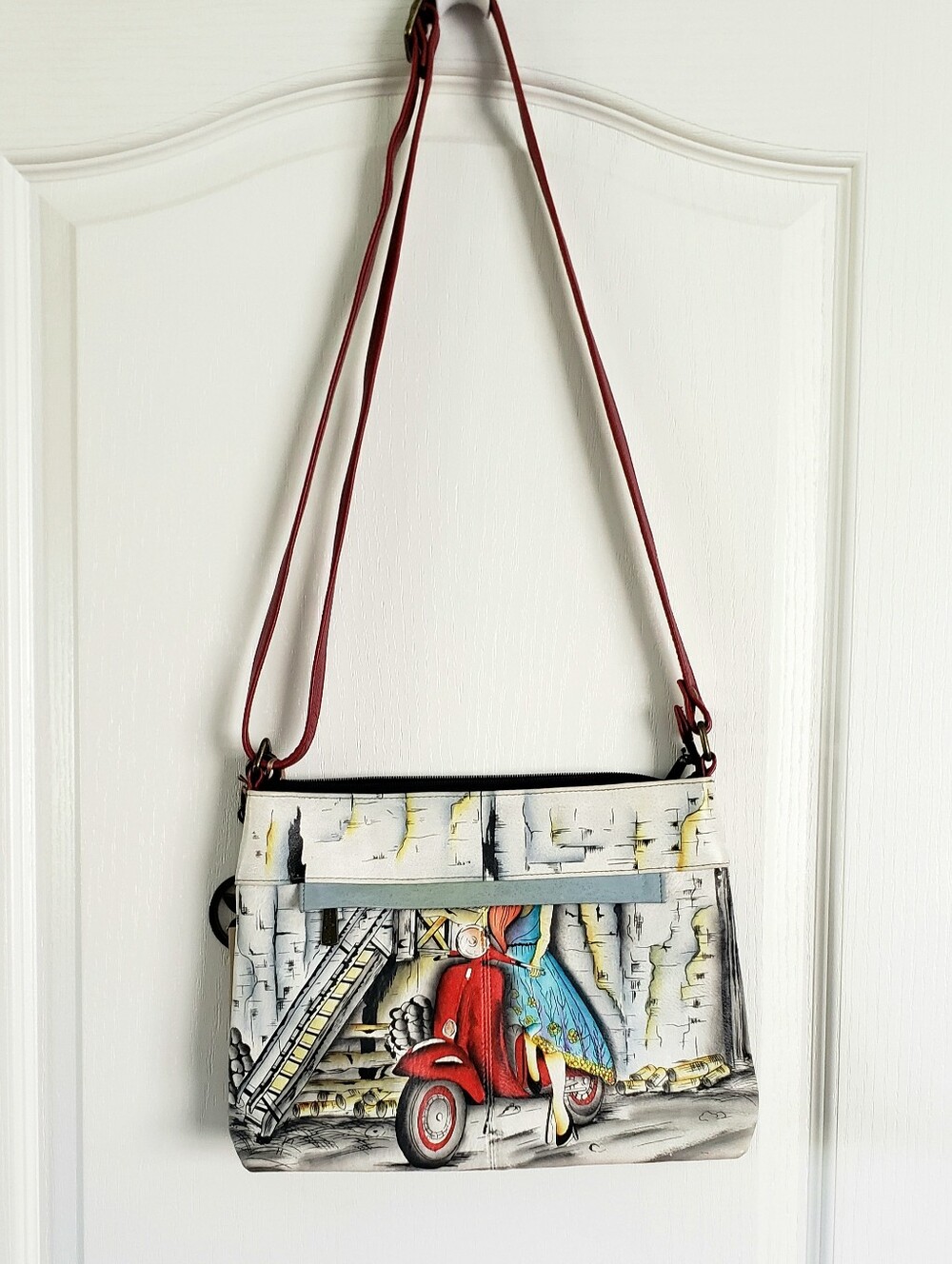 NWT Anuschka Leather Asymmetric Crossbody Bag Roman Dreams Scooter Art 8354 - Picture 4 of 16